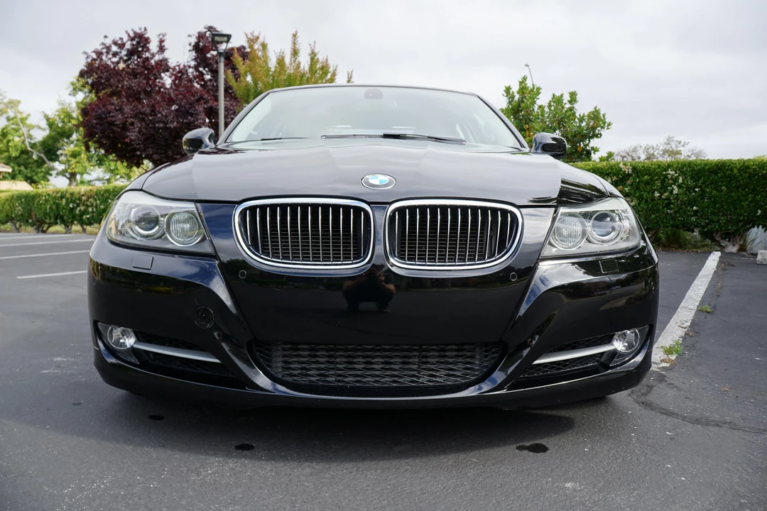 2011 BMW E90 335i Sedan - Image 9 of 31