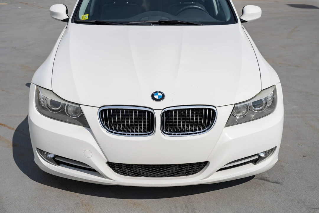 2011 BMW E90 335i Sedan - Image 10 of 31