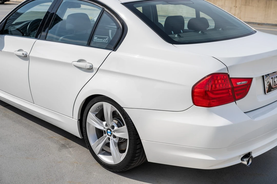 2011 BMW E90 335i Sedan - Image 21 of 31