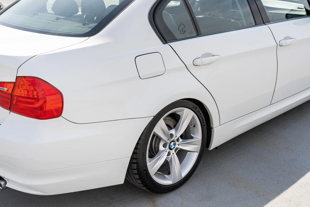 2011 BMW E90 335i Sedan - Image 18 of 31