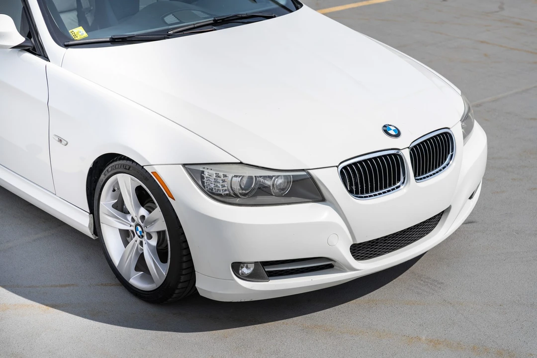 2011 BMW E90 335i Sedan - Image 11 of 31