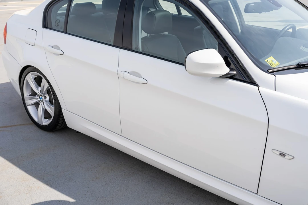 2011 BMW E90 335i Sedan - Image 13 of 31