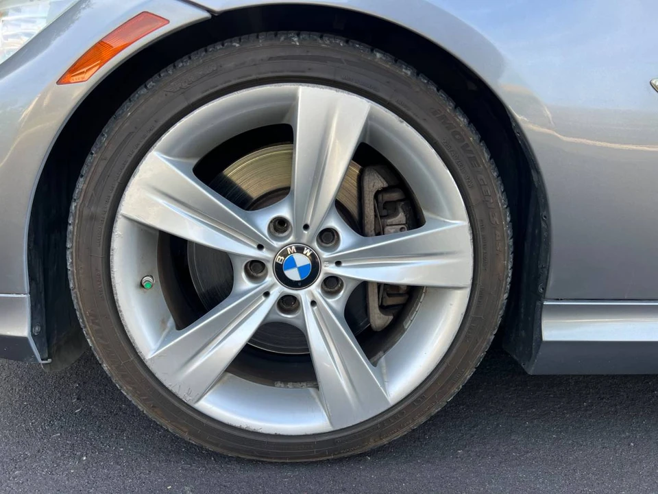 2011 BMW E90 335i Sedan - Image 23 of 24