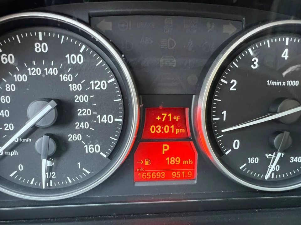 2011 BMW E90 335i Sedan - Image 13 of 24
