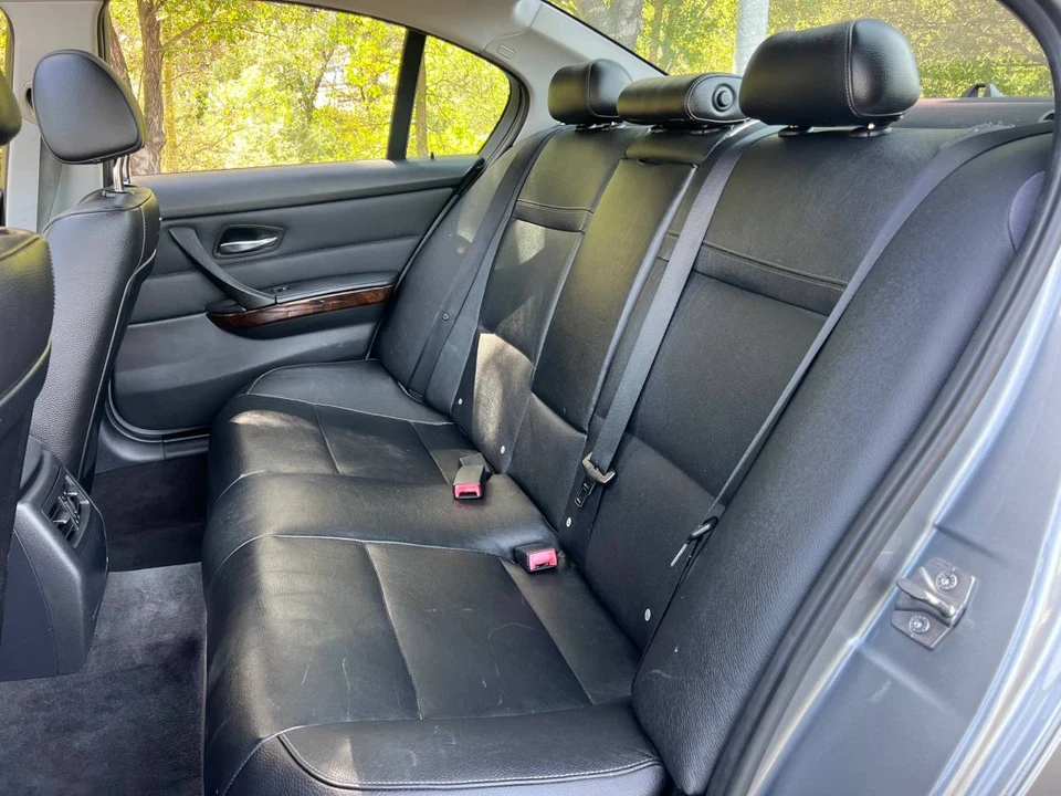 2011 BMW E90 335i Sedan - Image 9 of 24