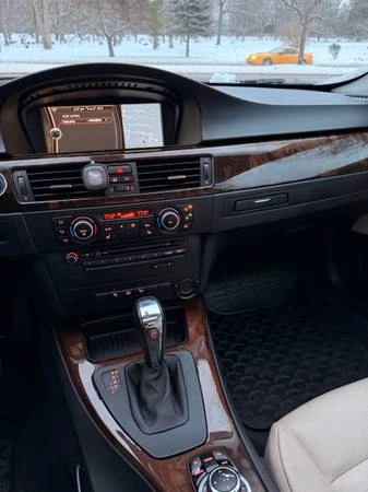 2011 BMW E90 335i Sedan - Image 9 of 11