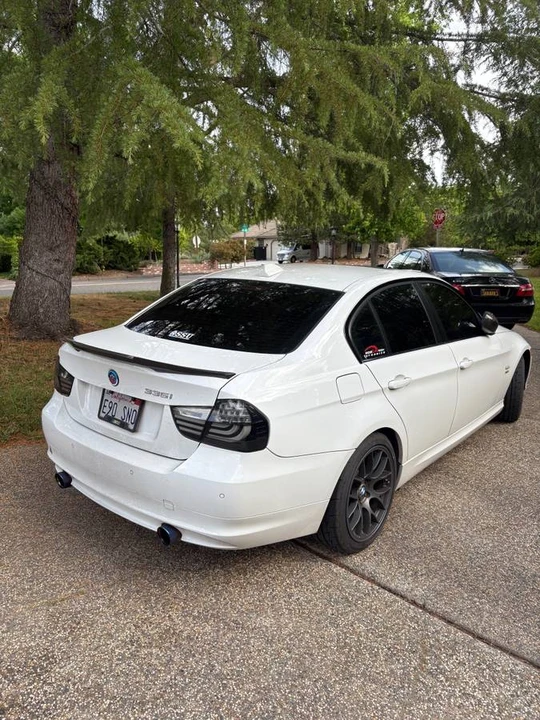 2011 BMW E90 335i Sedan - Image 3 of 7
