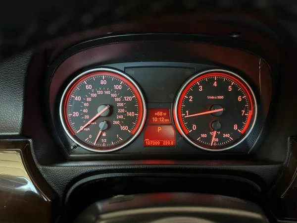 2011 BMW E93 335i Convertible - Image 18 of 21