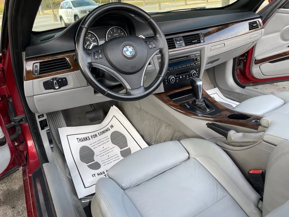 2011 BMW E93 335i Convertible - Image 5 of 19
