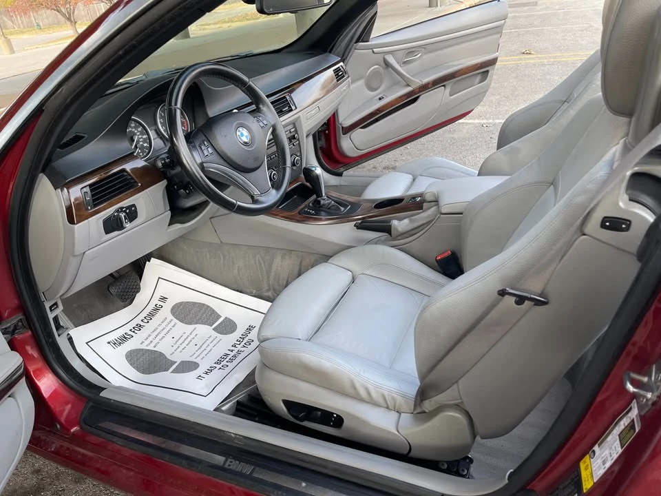 2011 BMW E93 335i Convertible - Image 6 of 19