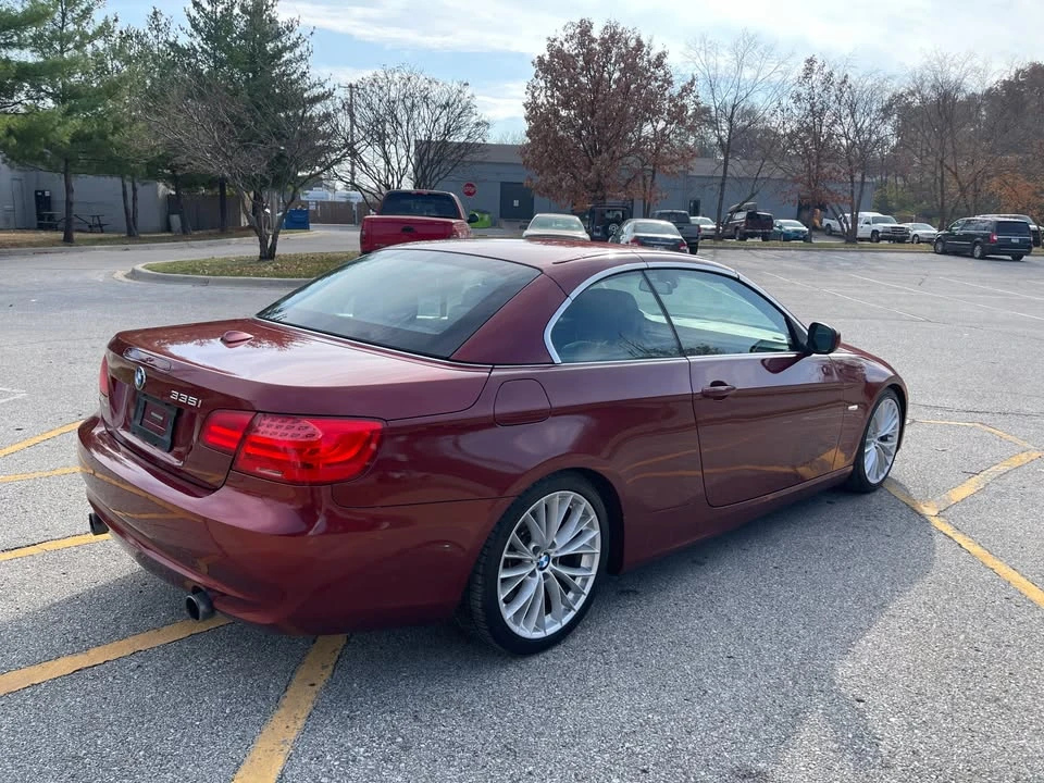 2011 BMW E93 335i Convertible - Image 11 of 19