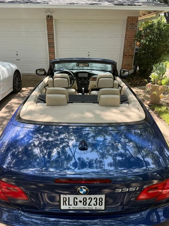 2011 BMW E93 335i Convertible - Image 11 of 19