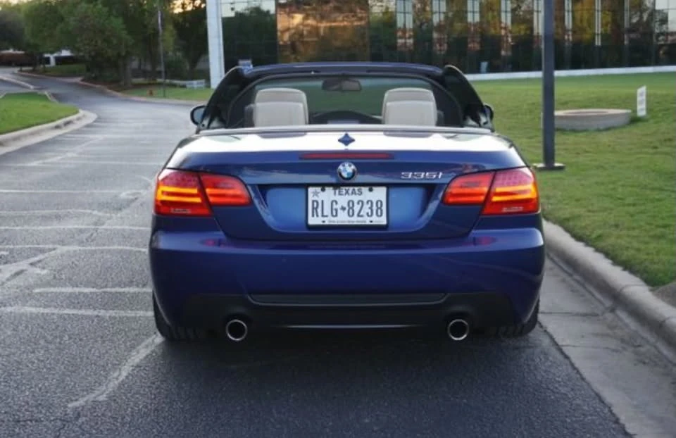 2011 BMW E93 335i Convertible - Image 2 of 19