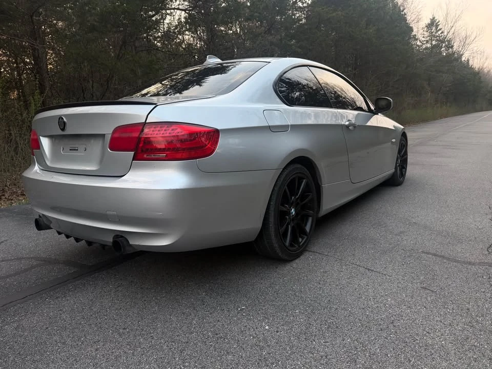 2011 BMW E90 335i Sedan - Image 5 of 11