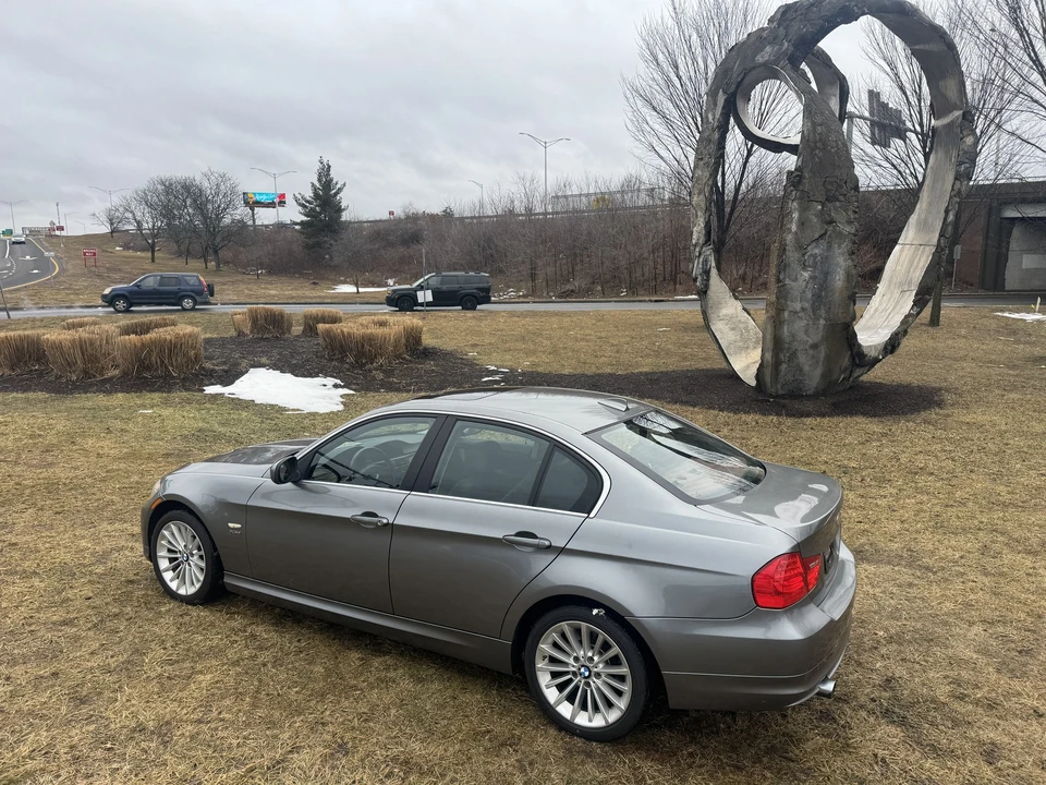 2011 BMW E90 335i Sedan - Image 17 of 21