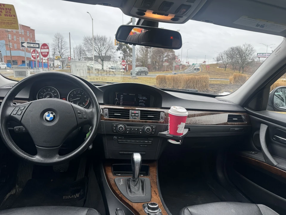2011 BMW E90 335i Sedan - Image 16 of 21