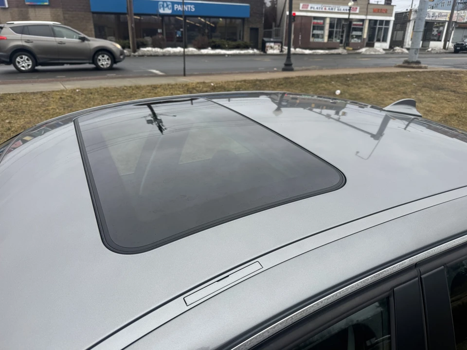 2011 BMW E90 335i Sedan - Image 11 of 21
