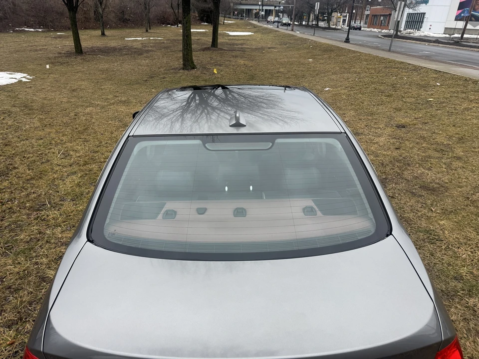2011 BMW E90 335i Sedan - Image 9 of 21