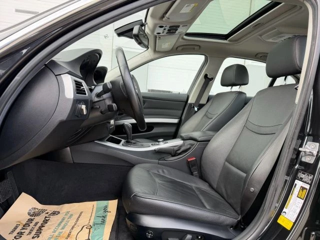2011 BMW E90 335i Sedan - Image 9 of 21