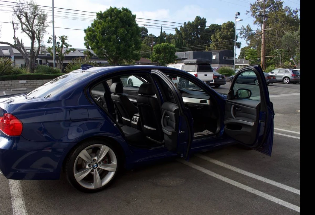 2011 BMW E90 335i Sedan - Image 3 of 5