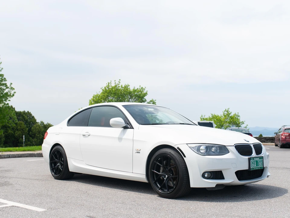 2011 BMW E92 335i Coupe - Image 17 of 31