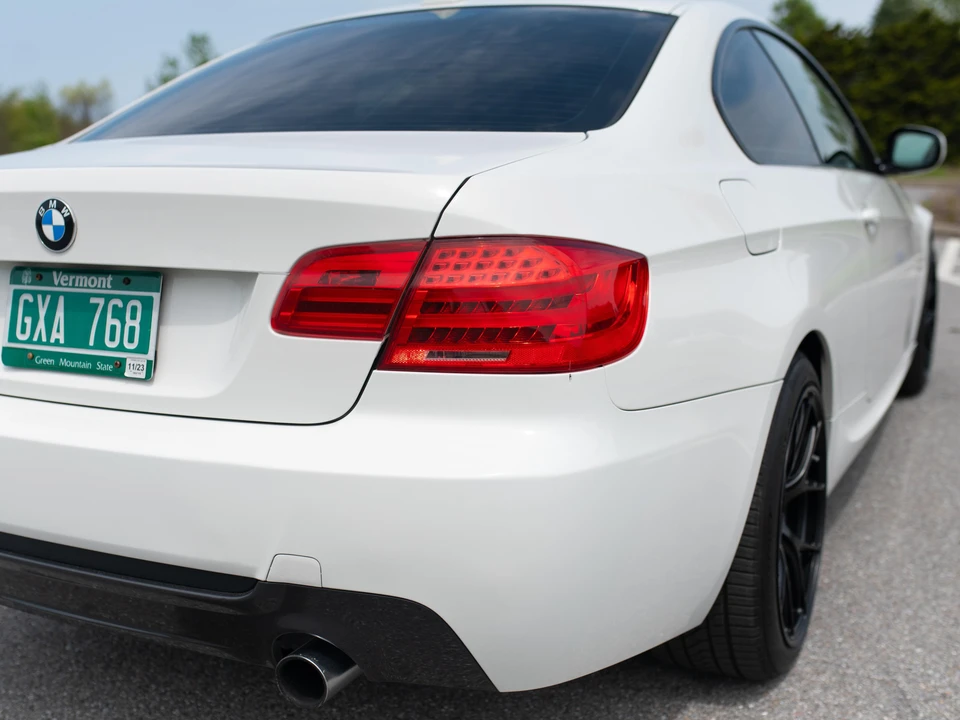 2011 BMW E92 335i Coupe - Image 27 of 31