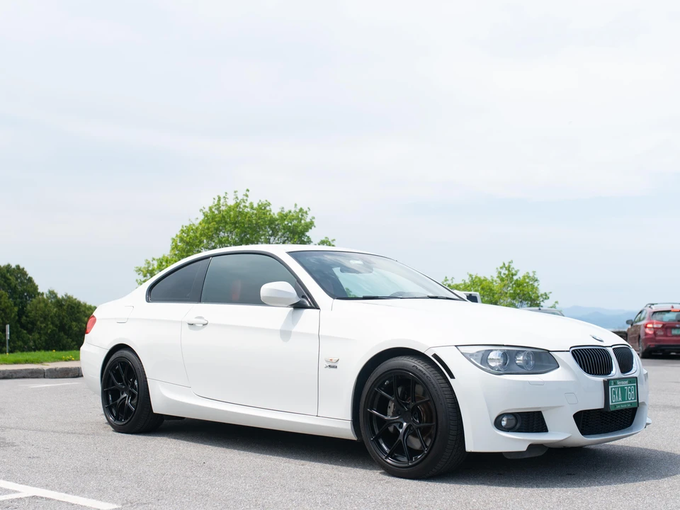 2011 BMW E92 335i Coupe - Image 16 of 31