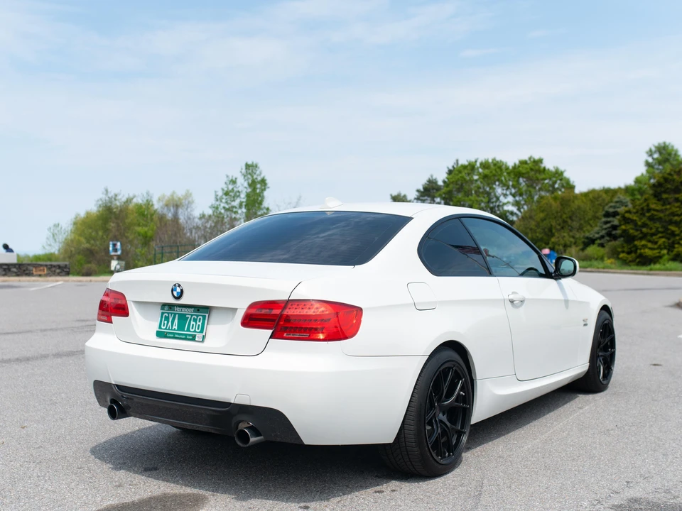 2011 BMW E92 335i Coupe - Image 11 of 31