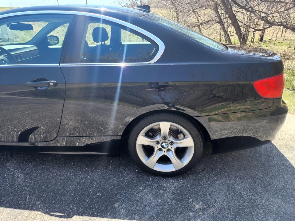 2011 BMW E92 335i Coupe - Image 27 of 31
