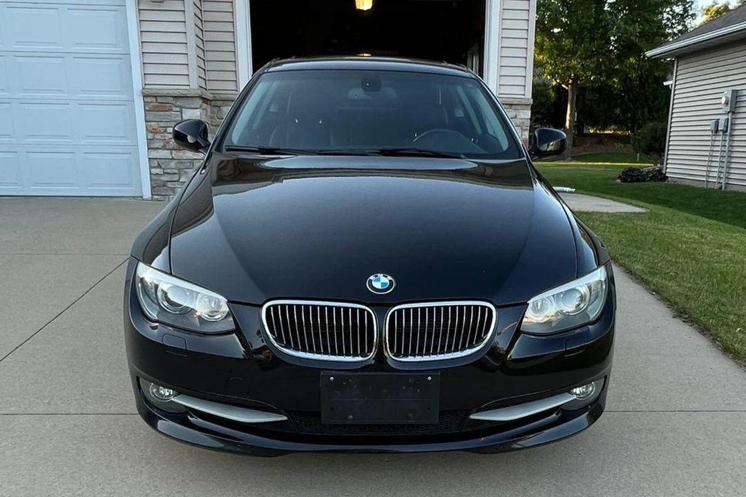 2011 BMW E92 335i Coupe - Image 2 of 31