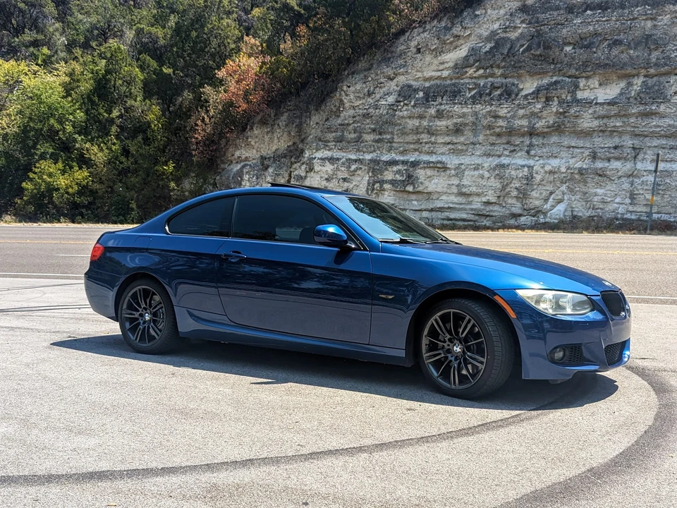 2011 BMW E92 335i Coupe - Image 2 of 31