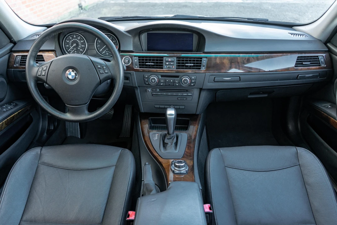 2011 BMW E90 335i Sedan - Image 23 of 31