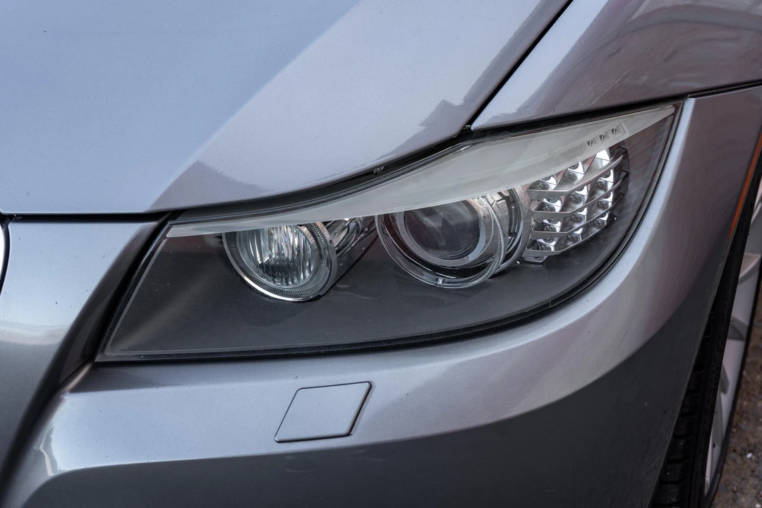 2011 BMW E90 335i Sedan - Image 10 of 31