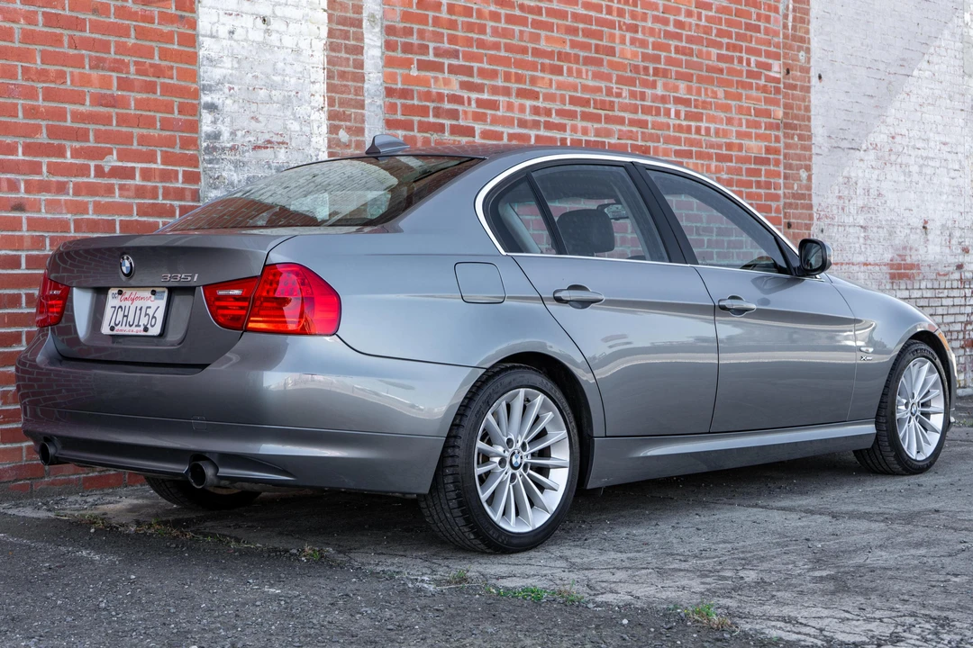 2011 BMW E90 335i Sedan - Image 4 of 31