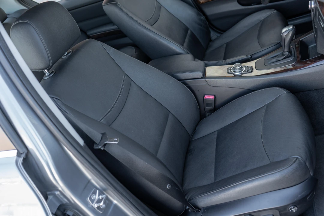 2011 BMW E90 335i Sedan - Image 30 of 31