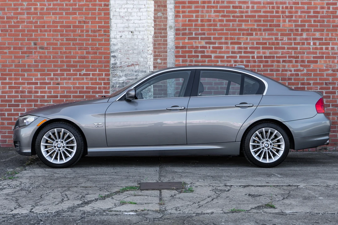 2011 BMW E90 335i Sedan - Image 7 of 31