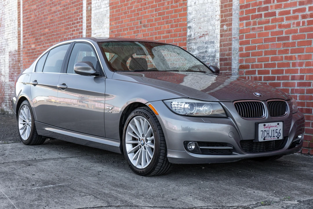 2011 BMW E90 335i Sedan - Image 8 of 31