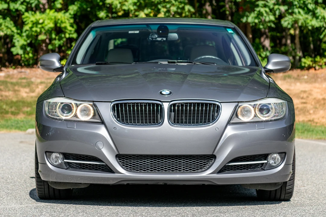 2011 BMW E90 335i Sedan - Image 2 of 31