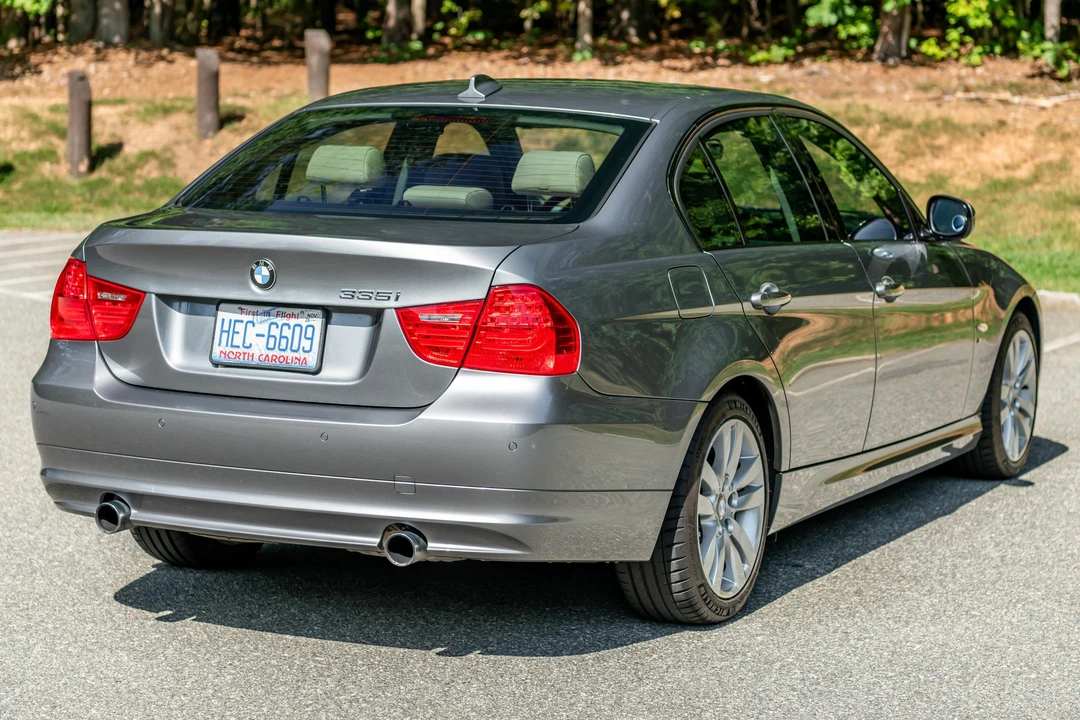 2011 BMW E90 335i Sedan - Image 4 of 31