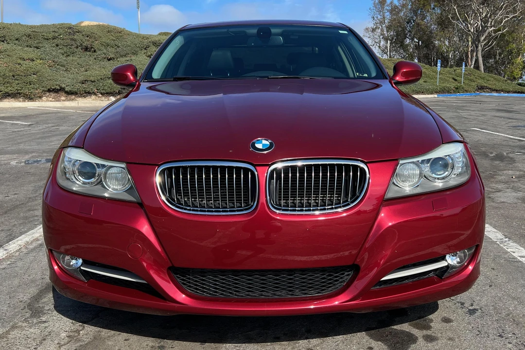 2011 BMW E90 335i Sedan - Image 2 of 31