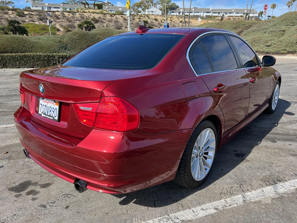 2011 BMW E90 335i Sedan - Image 10 of 31