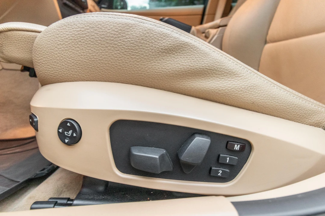 2011 BMW E90 335i Sedan - Image 27 of 31