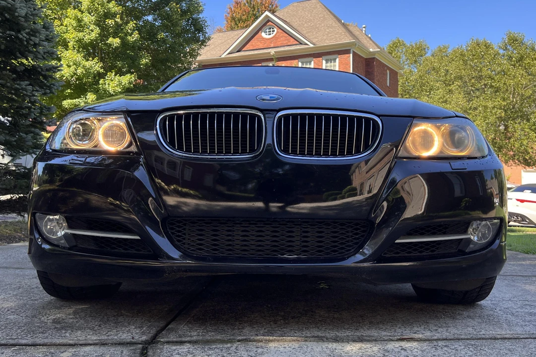 2011 BMW E90 335i Sedan - Image 2 of 31