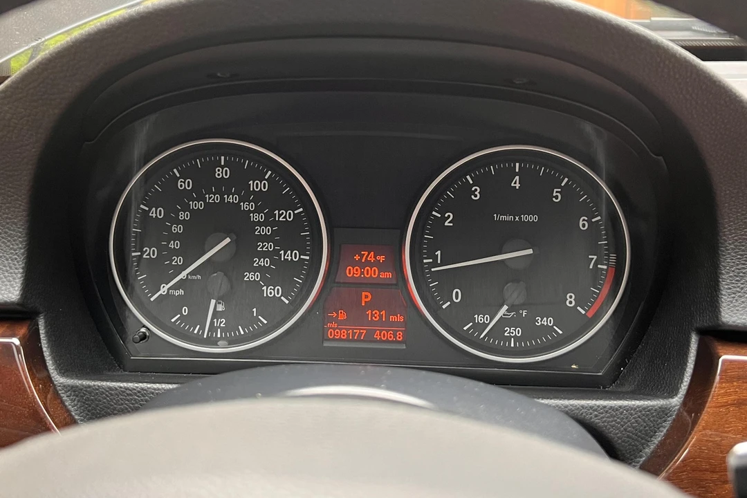 2011 BMW E90 335i Sedan - Image 24 of 31