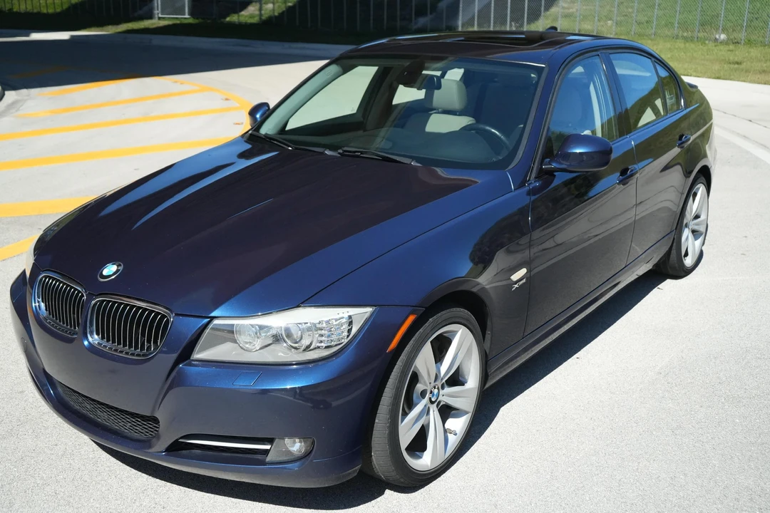 2011 BMW E90 335i Sedan - Image 10 of 31