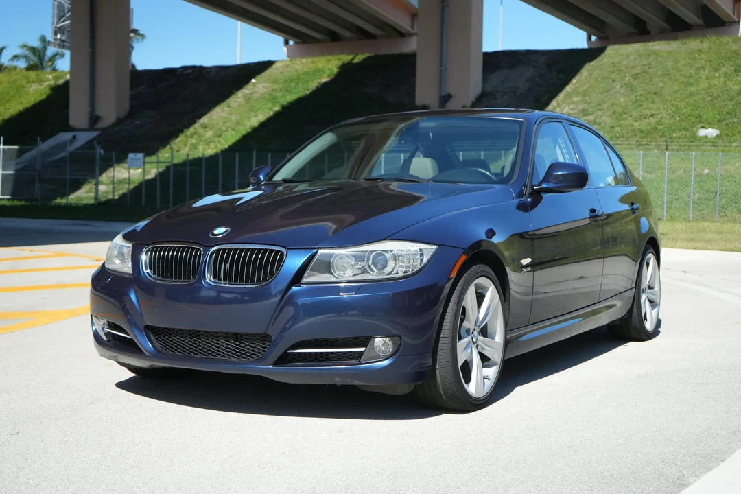 2011 BMW E90 335i Sedan - Image 9 of 31