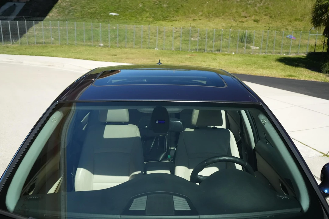 2011 BMW E90 335i Sedan - Image 25 of 31