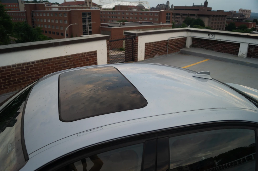 2011 BMW E90 335i Sedan - Image 21 of 31
