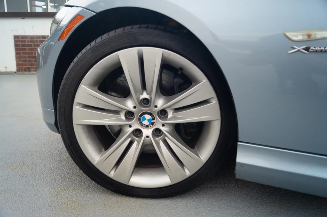 2011 BMW E90 335i Sedan - Image 29 of 31