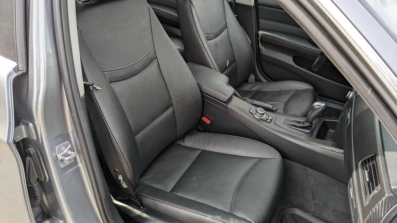 2011 BMW E90 335i Sedan - Image 27 of 31